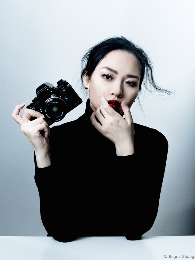 性感美女健身房训练